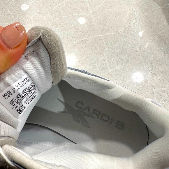 Reebok, Cardi B, white leather platform, shoes, brand new, size 9 - Picture 8 of 10